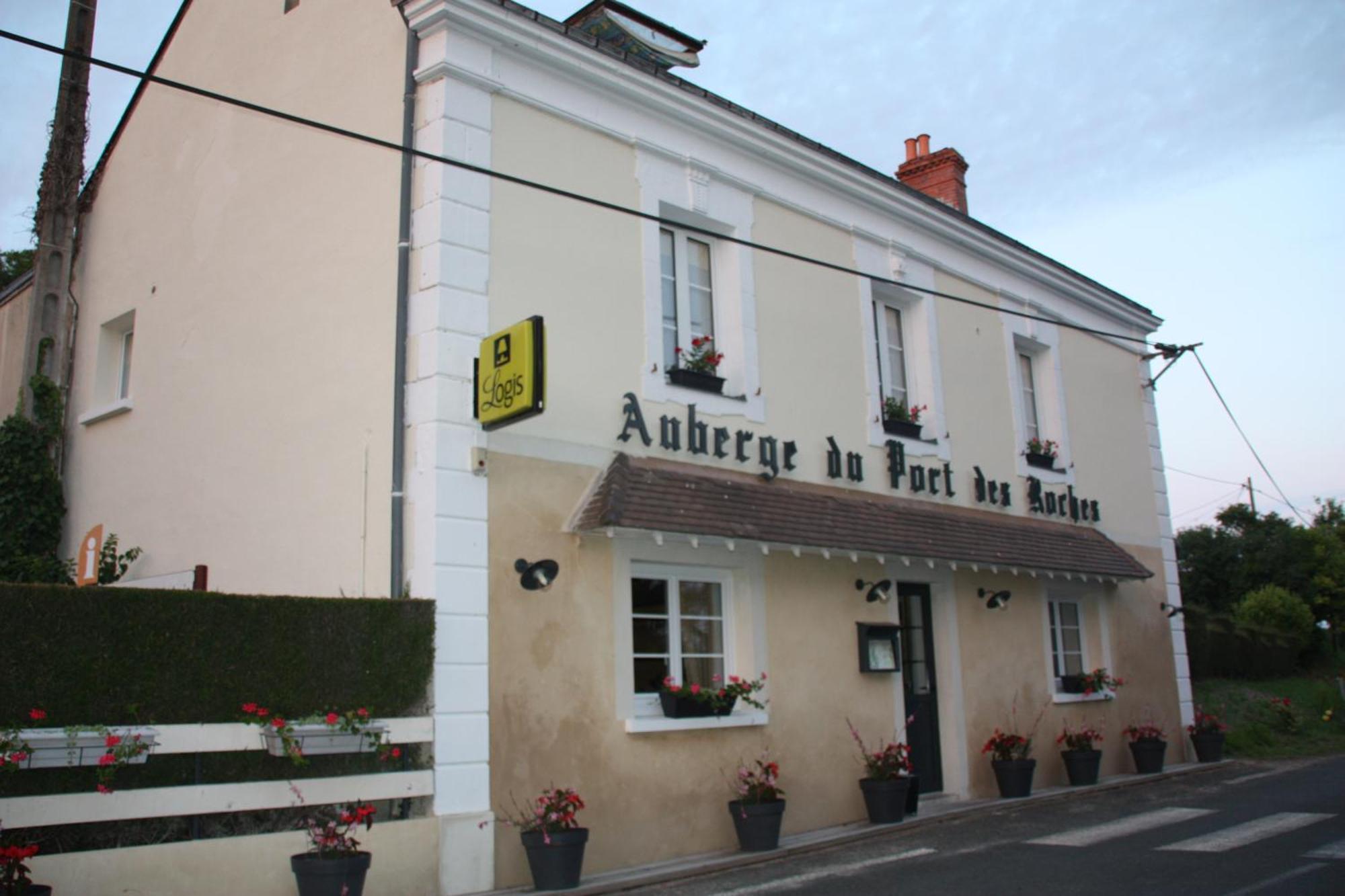 L'Auberge Du Port Des Roches Luche-Pringe Zewnętrze zdjęcie