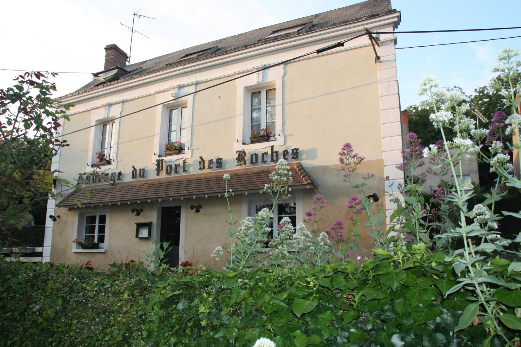 L'Auberge Du Port Des Roches Luche-Pringe Zewnętrze zdjęcie